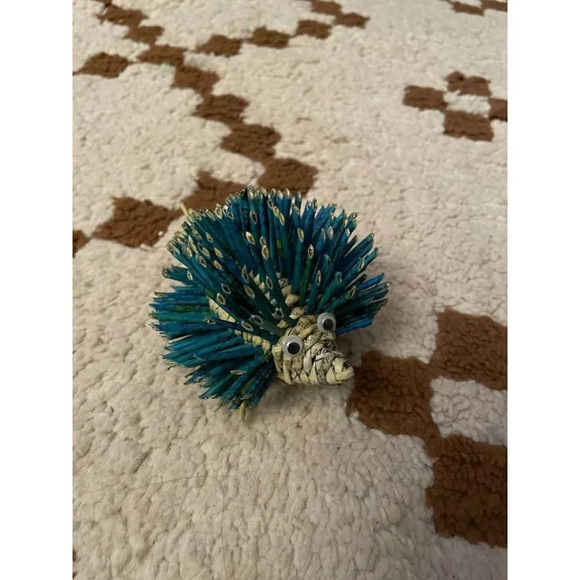 Handmade Recycled Porcupine Animal Clip on Figurine Decor - Picture 1 of 6